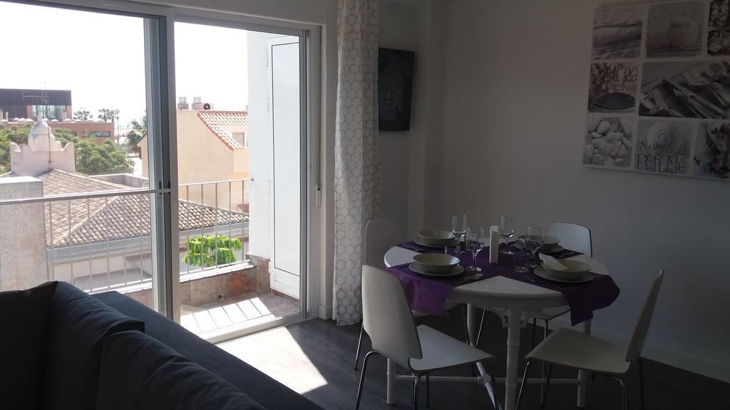 Apartmentsuitespain Atic Panoramic Beach Valencia Buitenkant foto